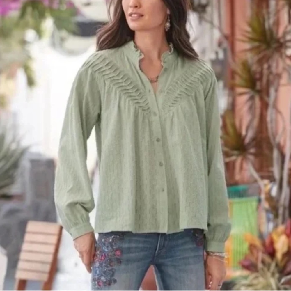 Sundance size medium Fresh Breezes Peasant Textured Blouse Top Moss Green Button